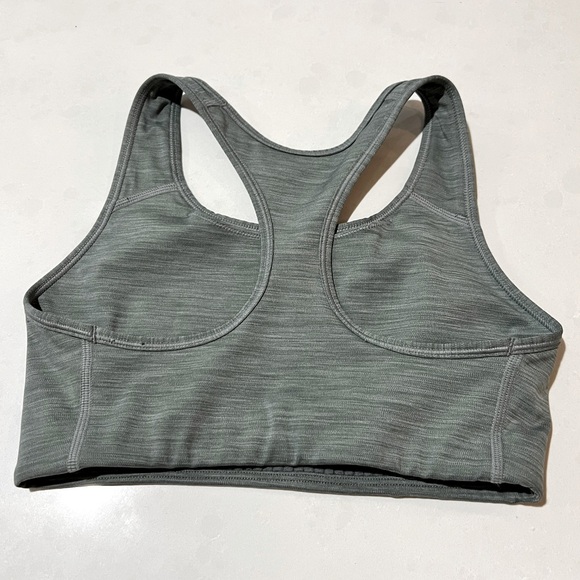 Nike Dri-Fit Sorts Bra - Picture 3 of 7